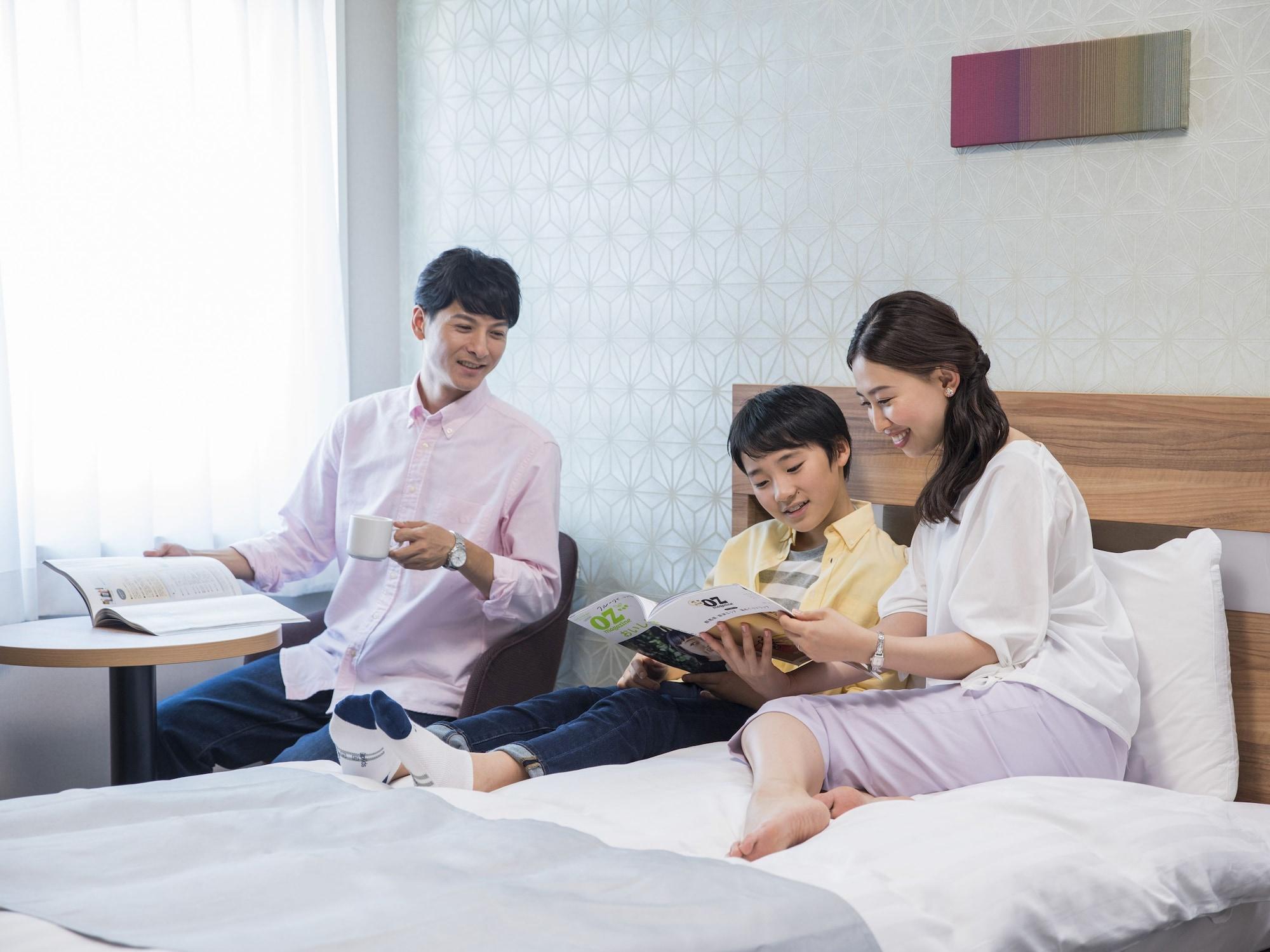 Comfort Hotel Shin-Осака Экстерьер фото